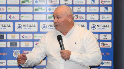 Carl Hall delivers his Christmas update